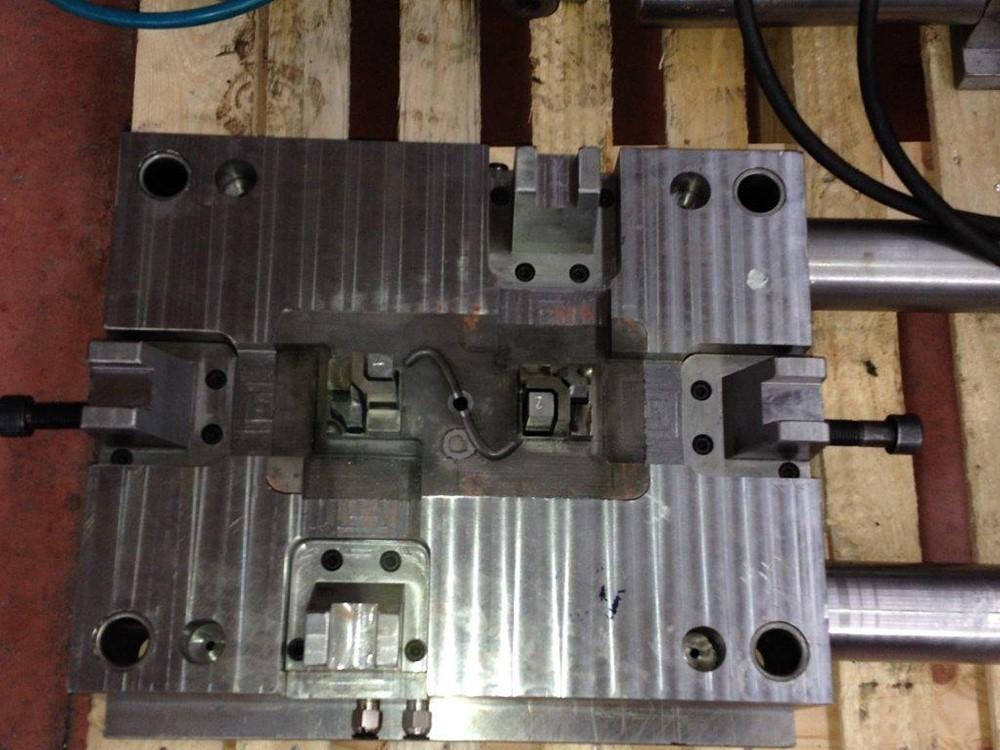 plastic injection molds 3